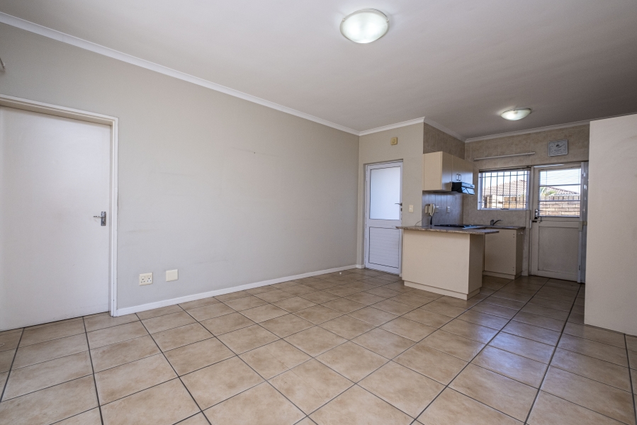 1 Bedroom Property for Sale in Protea Heights Western Cape